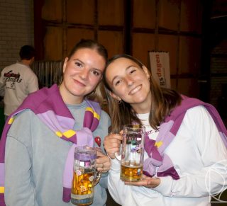 Sjaarzen weer wat levenswijsheid bijgebracht #eerstejaarsweekend 🍻